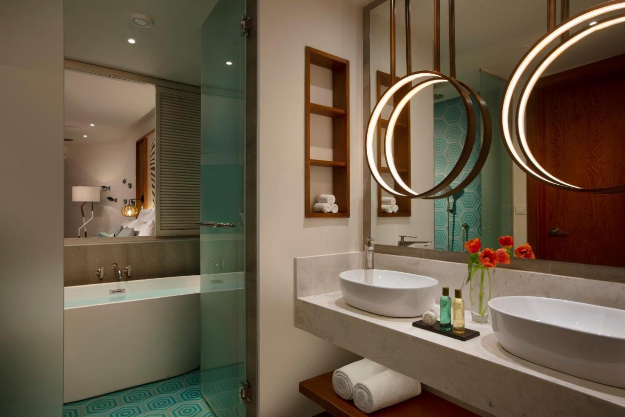 Junior Suite with Ocean View