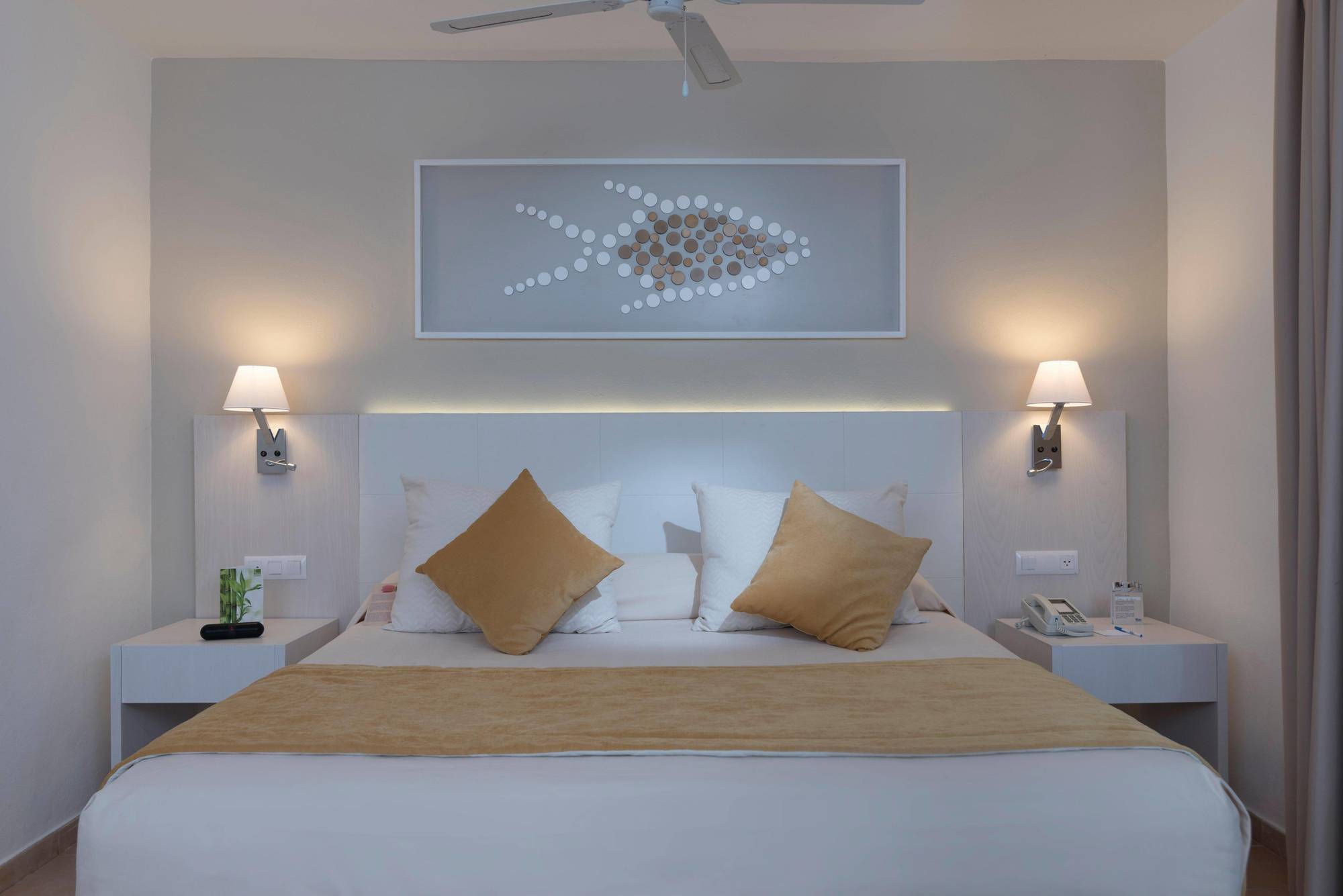 Double Select Sea View (2 Adults + 2 child)