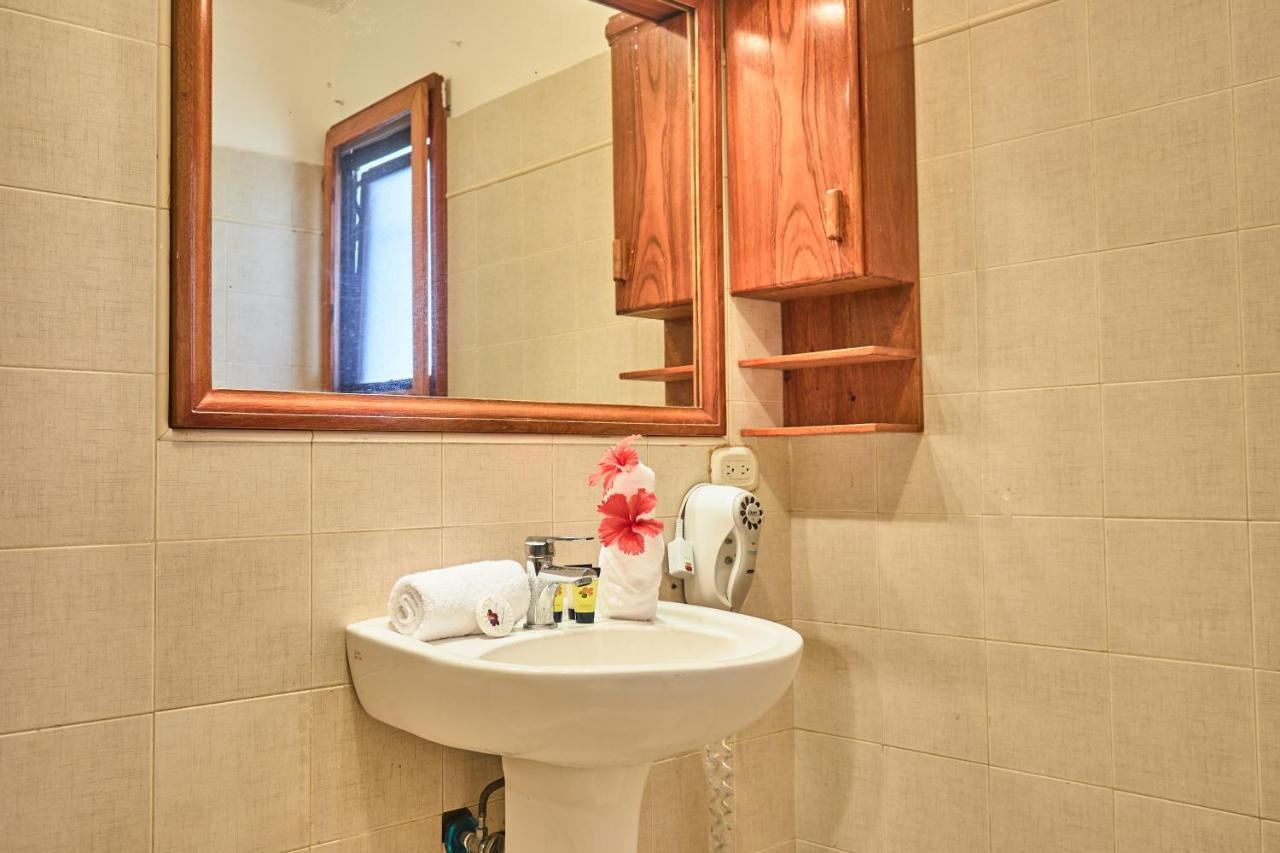 Moonstar Master Beachfront Suite