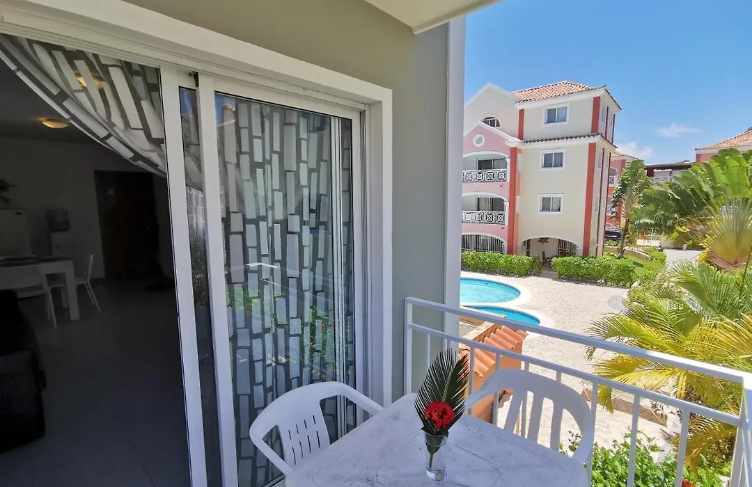 Tropicana Suites Deluxe Beach Club And Pool - Playa Los Corales-1
