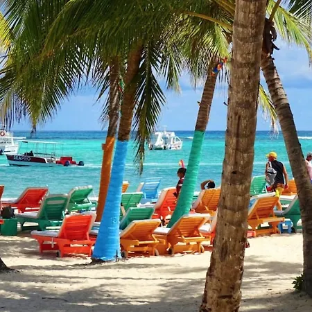 Sol Caribe Suites - Playa Los Corales - Beach Club, Wifi, Swimming Pool-3