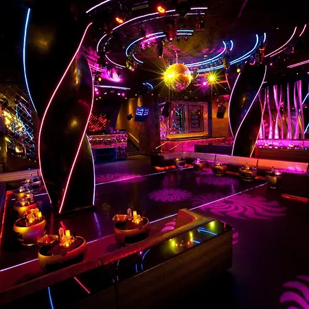 Hard Rock Hotel & Casino Punta Cana (Adults Only)-2